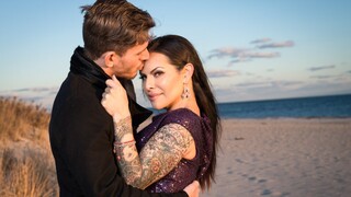 Смотри Rough Sex with TS Foxxy in Scene 2 - лучшее порно YAY.PORN