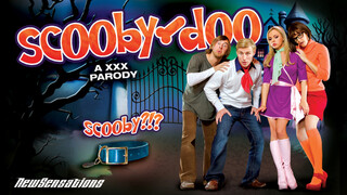 Смотри Blonde and Brunette Babes in a Scooby Doo Parody - лучшее порно YAY.PORN