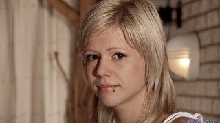 Смотри 69 Style Action with Skinny Blonde and Her Stud - лучшее порно YAY.PORN