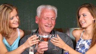 Смотри Good Wine, Bad Behavior - лучшее порно YAY.PORN