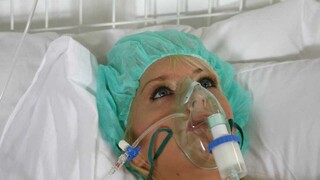 Смотри Busty Blonde Beds Doctor - лучшее порно YAY.PORN