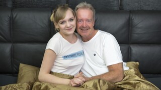 Skinny Girl Needs Cum - секс видео онлайн YAY.PORN