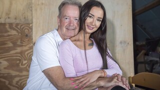 Skinny Girl Freya Dee Swallows Cum After Intense Blowjob - секс видео онлайн YAY.PORN