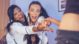 Смотри Asia Rae's Kinky Threesome - лучшее порно YAY.PORN