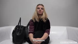 Смотри European Hottie Aneta Plays with Sex Toys - лучшее порно YAY.PORN