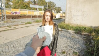 Смотри Adelle Unicorn Gets Doggystyle - лучшее порно YAY.PORN