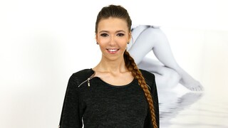 She Loves Giving Handjobs and Blowjobs - секс видео онлайн YAY.PORN