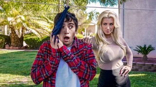 Latina Brittany Andrews Rides Ricky Spanish - секс видео онлайн YAY.PORN