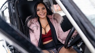 Sofia Lee's Asshole Destroyed in Backseat Anal Session - секс видео онлайн YAY.PORN