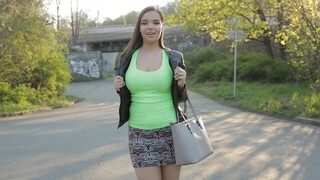 Train Track Blowjob and Cumshot - секс видео онлайн YAY.PORN