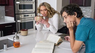 Смотри Study Buddy Gets Fucked - лучшее порно YAY.PORN