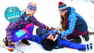 Смотри Brunette Babe Facial - лучшее порно YAY.PORN