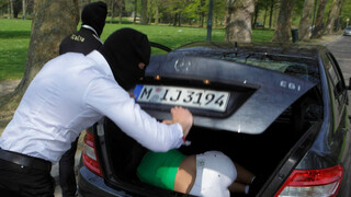 Смотри Shaved Pussy Gets Facial Cumshot - лучшее порно YAY.PORN