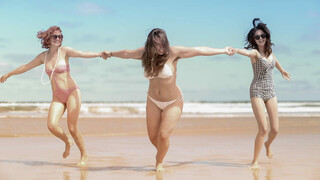 Смотри Hardcore Car Action on the Beach - лучшее порно YAY.PORN