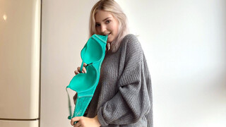 Смотри Intimate Ride with Eva Elfie and Adam Ocelot - лучшее порно YAY.PORN