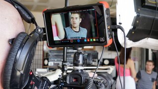 Natural Tits Brunette Valentina Nappi Gives Blowjob in BTS Feature - секс видео онлайн YAY.PORN