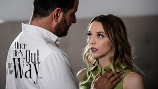 Young Petite Lily Larimar Sucks and Rides Romeo's Big Cock - секс видео онлайн YAY.PORN
