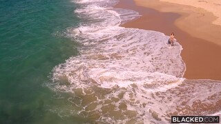 Смотри Brunette Babe Rides Cock Reverse Cowgirl - Pussy Licking & Ball Sucking - лучшее порно YAY.PORN