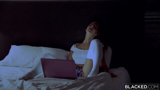 Evelin Stone takes a facial and cum in mouth from Jax Slayher's huge cock - секс видео онлайн YAY.PORN