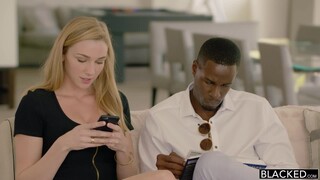 Смотри Kendra Sunderland Face Sitting & Fingering Compilation - лучшее порно YAY.PORN