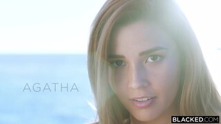 Hot interracial action - Agatha sucks and rides Darrell deep - секс видео онлайн YAY.PORN