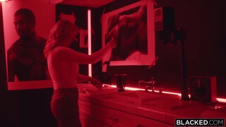 Смотри Blonde Rachael Cavalli Titty Fucks & Takes Black Cock Doggystyle - лучшее порно YAY.PORN