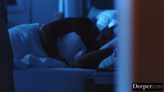 Смотри Michael Vegas Dominated by Two Brunettes - Doggystyle & Face Sitting - лучшее порно YAY.PORN