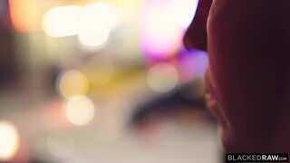 Смотри Interracial Group Sex Foursome - Gianna Dior Takes Two Cocks - лучшее порно YAY.PORN