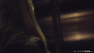 Смотри Raw Hotel Sex with Jack Rippher & Two Horny Girls - лучшее порно YAY.PORN