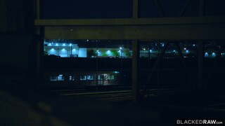 Смотри Sly Diggler Pounds Laney Grey Doggystyle - Natural Tits & Riding - лучшее порно YAY.PORN