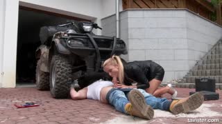 Golden Shower and Cumshot for Tattooed Blonde Angella - секс видео онлайн YAY.PORN