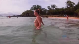 Girlfriend Carolina Sweets Gets Naughty at the Beach - секс видео онлайн YAY.PORN