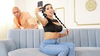 Big Tits Latina Sara Retali Tries On Christian Clay's Cock - секс видео онлайн YAY.PORN