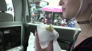 Piper Perri’s Tiny Tits Take a Load - Bug-Eating GF Gets Creampie - секс видео онлайн YAY.PORN