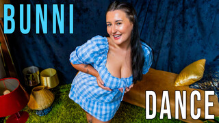 Смотри Solo Dance Party with Bunni - лучшее порно YAY.PORN