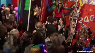 Blonde & Brunette Orgy at New Year Party – Stockings & High Heels - секс видео онлайн YAY.PORN