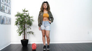 Ava's Pussy Licking Audition - секс видео онлайн YAY.PORN