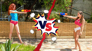 Смотри Redhead Angel VS Brunette Elise in Wet Pussy Competition - лучшее порно YAY.PORN