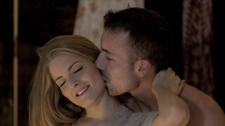 Смотри Blonde and Brunette: Interracial Desire - лучшее порно YAY.PORN