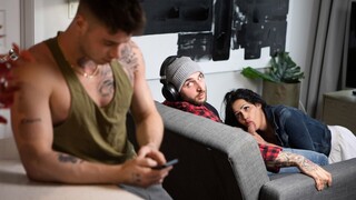 Shower Sex with a Shemale - секс видео онлайн YAY.PORN