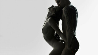 Смотри Flexible Brunette Gets Creampie (2019) - лучшее порно YAY.PORN